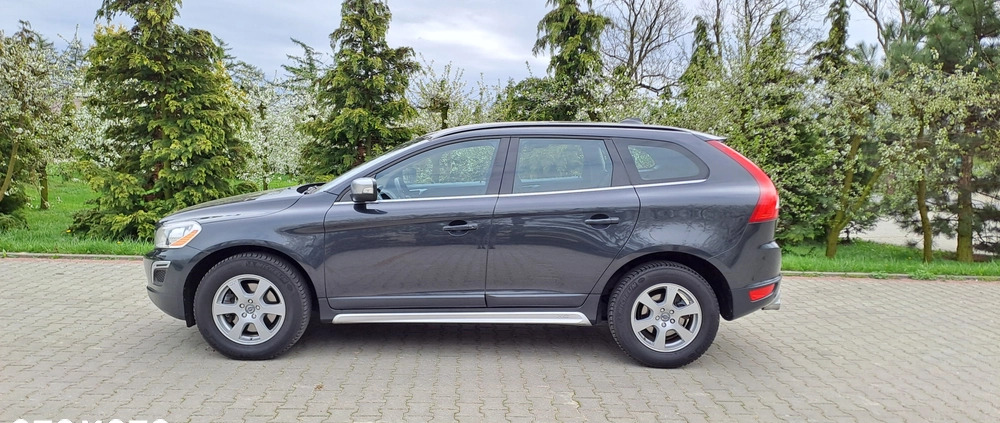 Volvo XC 60 cena 52900 przebieg: 235000, rok produkcji 2011 z Stepnica małe 137
